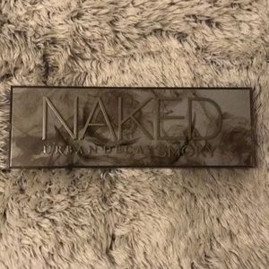 Urban decay Smokey pallet